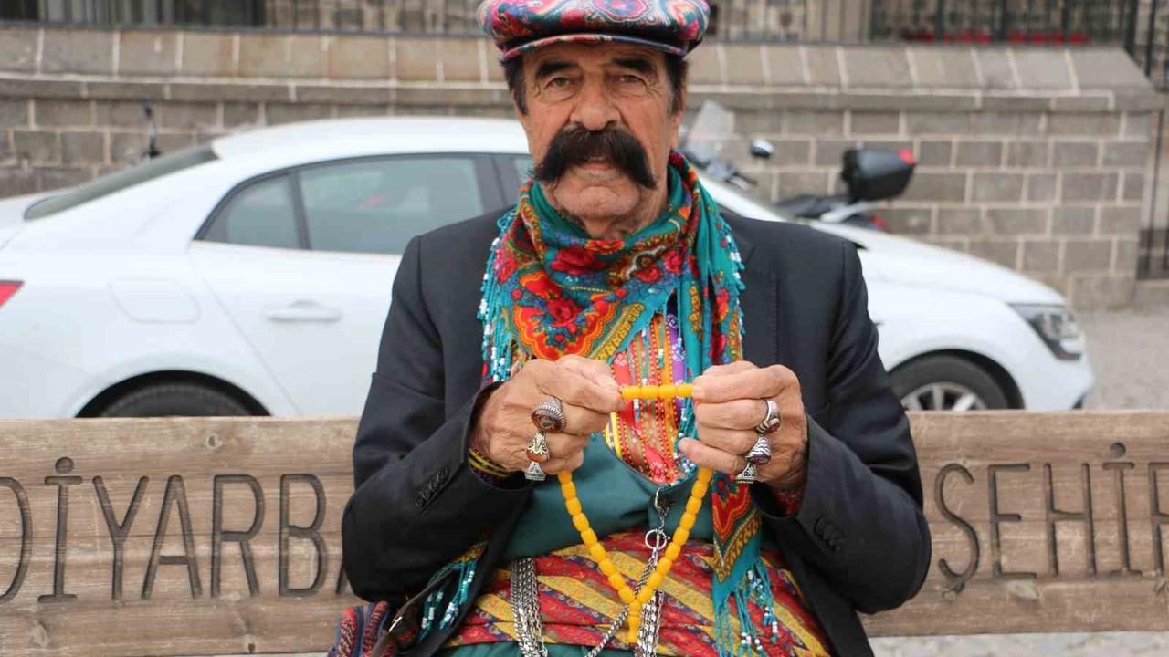 Diyarbakır’ın "Kemal Dayısı" düğünleri özlüyor
