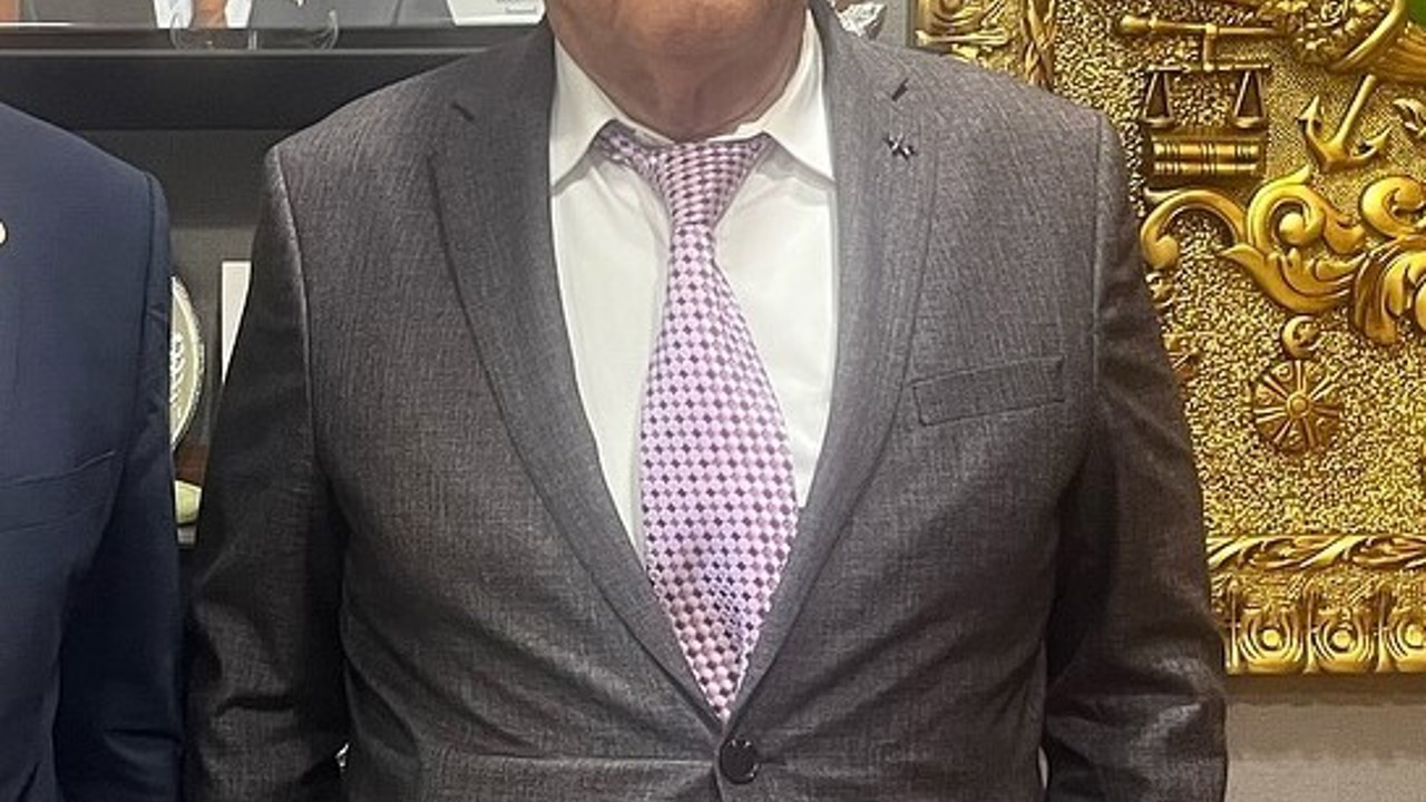 Belediye başkanı geçirdiği kalp krizi sonrası hayatını kaybetti
