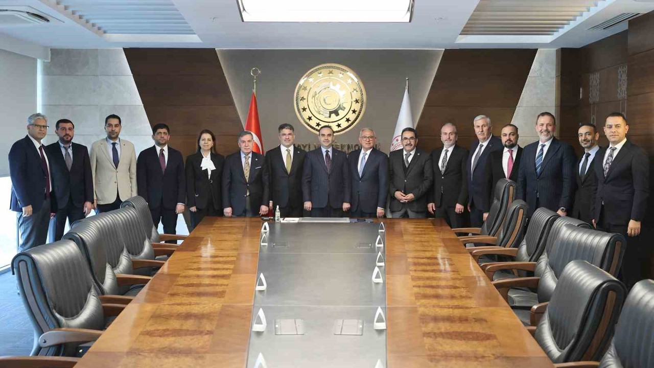 Adana’nın sanayi vizyonu bakanlıkta masaya yatırıldı
