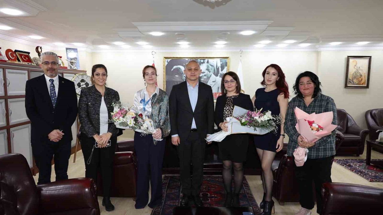 Kırıkkale’de "Güçlü Kadın, Sağlıklı Şehir" konferansı düzenlendi
