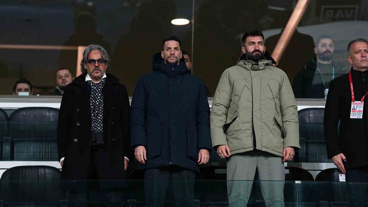 Hakan Balta, Başakşehir - Konyaspor maçını tribünden takip etti
