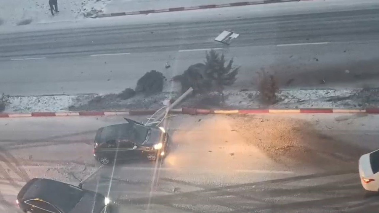 Siirt’te 6 araçlı zincirleme kaza
