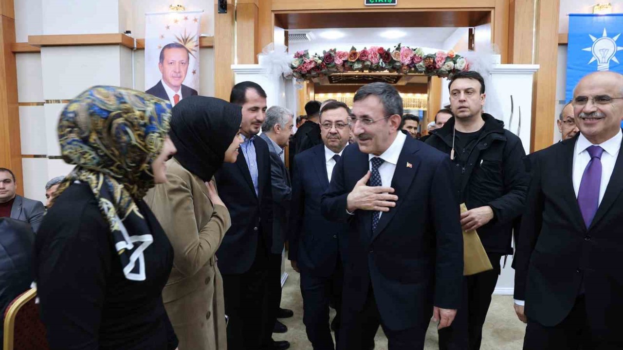 Cumhurbaşkanı Yardımcısı Cevdet Yılmaz, "Büyükşehir Belediye Başkanımız Sami Er,