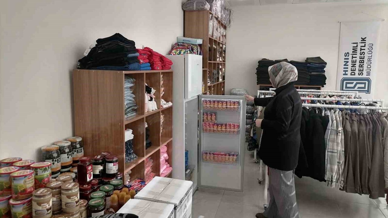 Hınıs adliyesinde sosyal market açıldı
