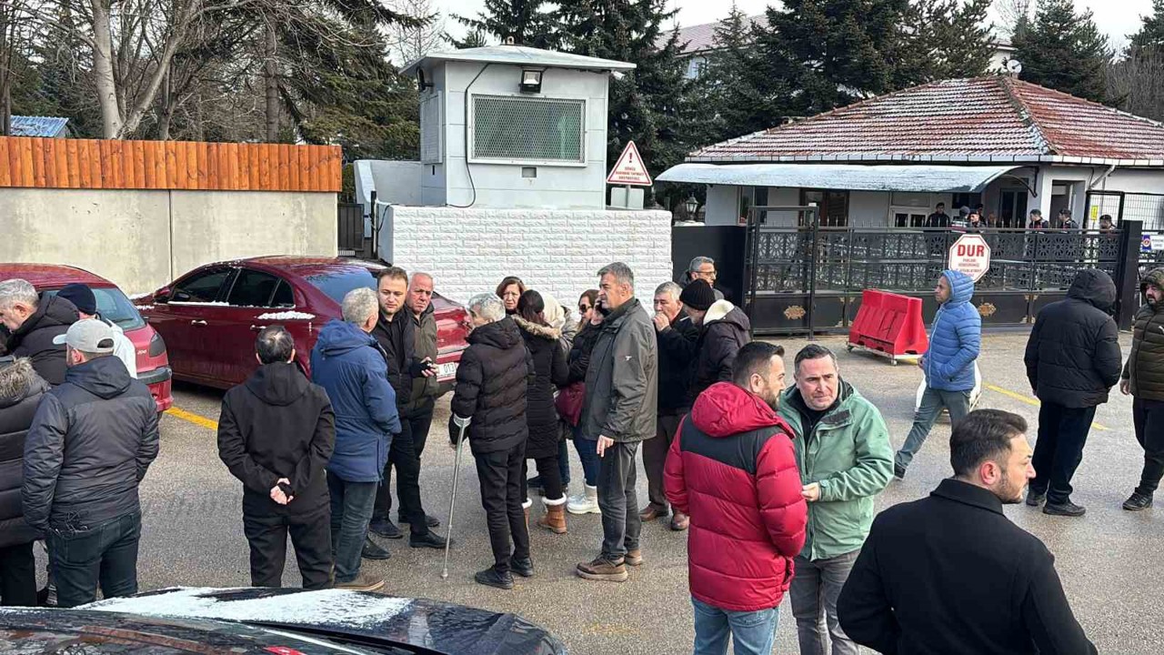 Bolu Belediyesine irtikap operasyonu: Tanju Özcan dahil 13 kişi gözaltında
