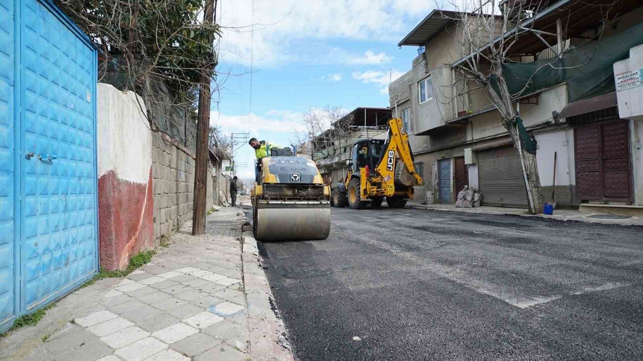Dulkadiroğlu’nda yollar yenileniyor
