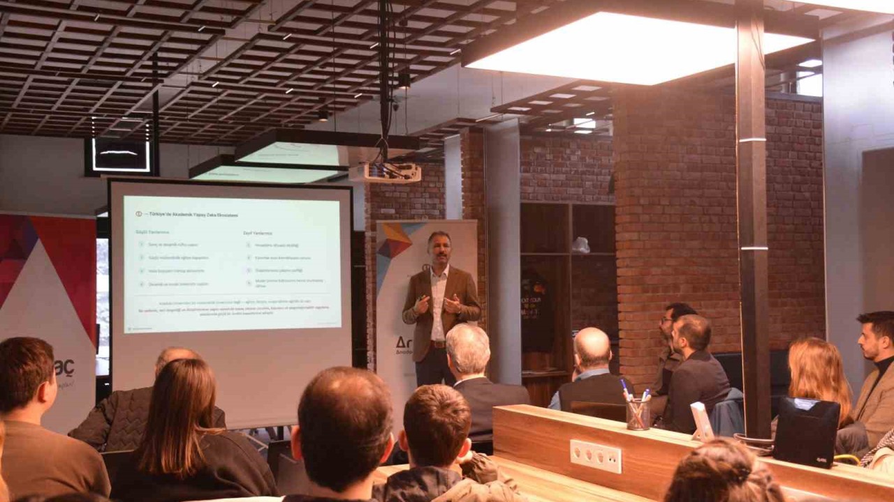 Geleceğin akademisi yapay zekâ ile şekilleniyor
