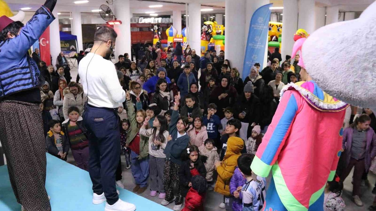 Büyükşehir’in Ramazan etkinlikleri Yenipazar’da vatandaşlarla buluştu

