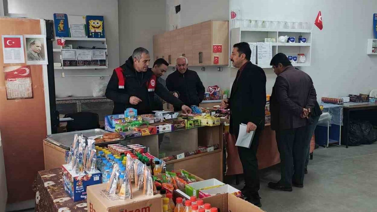 Gölbaşı’nda okul kantinlerine sıkı denetim
