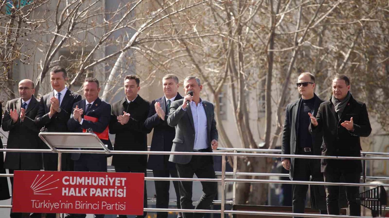 CHP Genel Başkanı Özel: "İran’ın kararını İran halkı verecektir"
