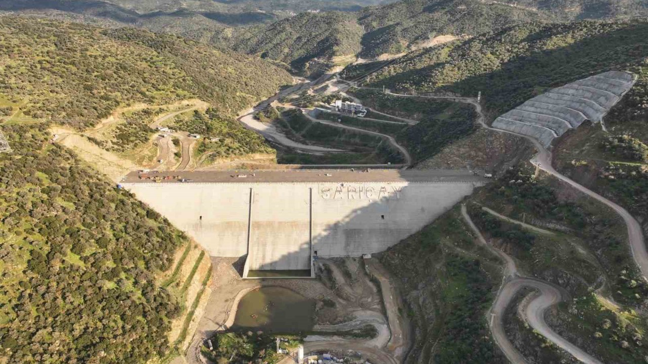 Sarıçay Barajı yılda 20 milyon metreküp su sağlayacak
