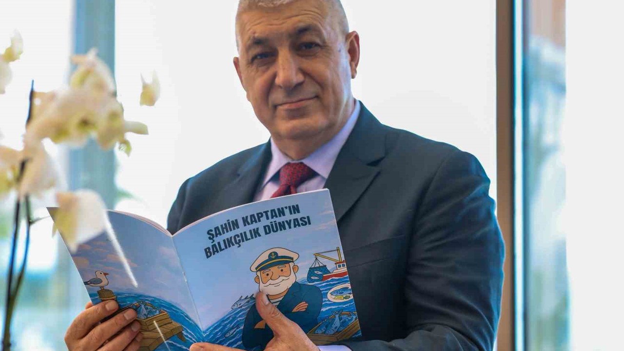 Şahin Kaptan, çocuklara balığı sevdirmek için yola çıktı
