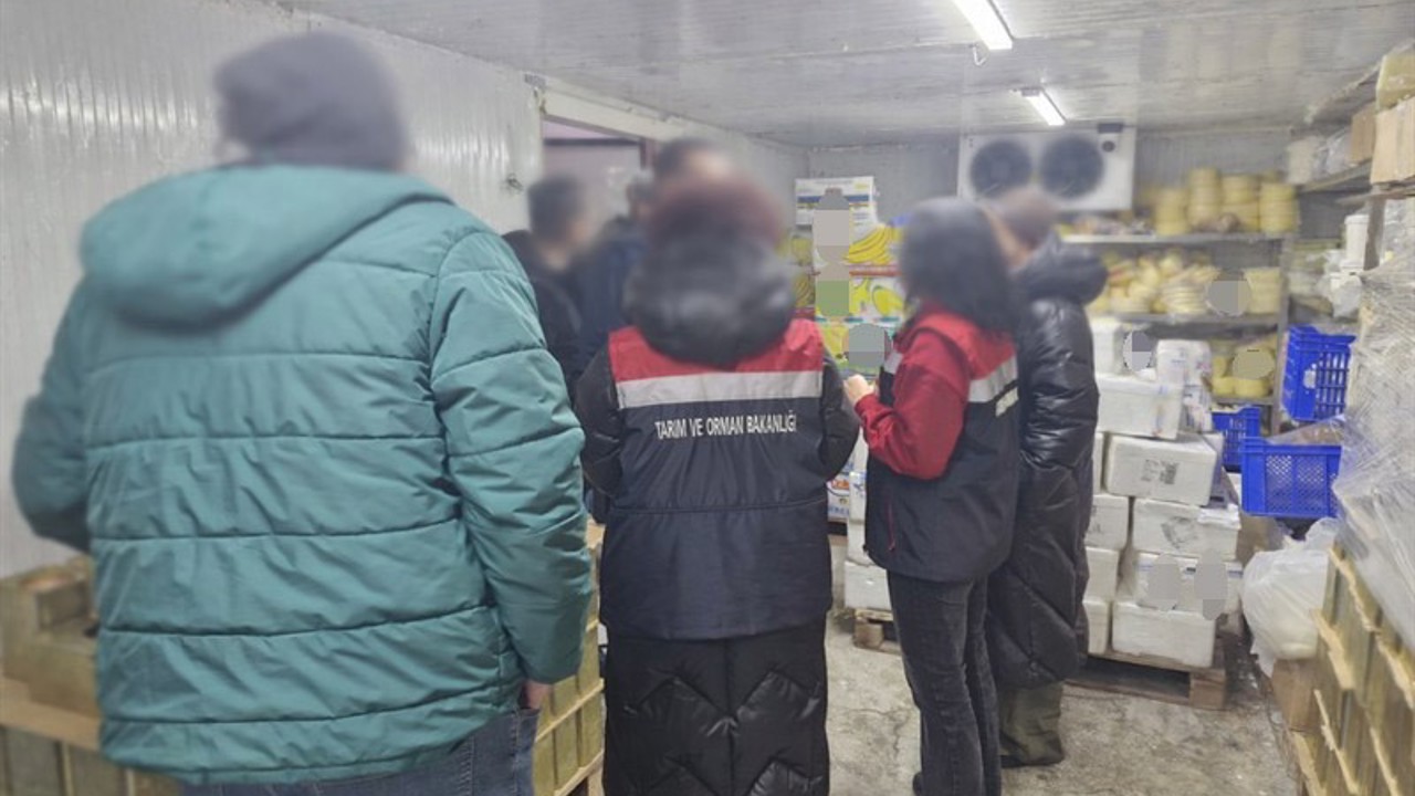 Rize’de 9 ton gıda ürününe el konuldu
