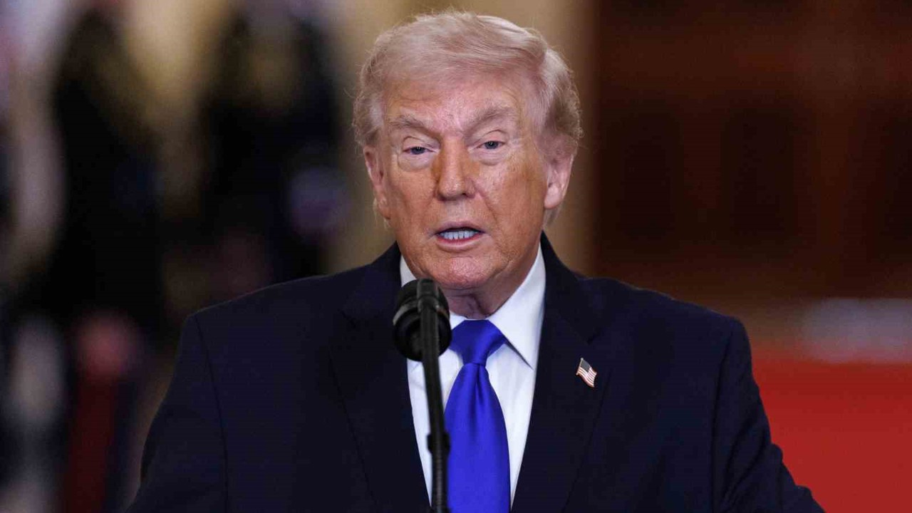 Trump: "İran Donanması’na ait 9 gemiyi batırdık"
