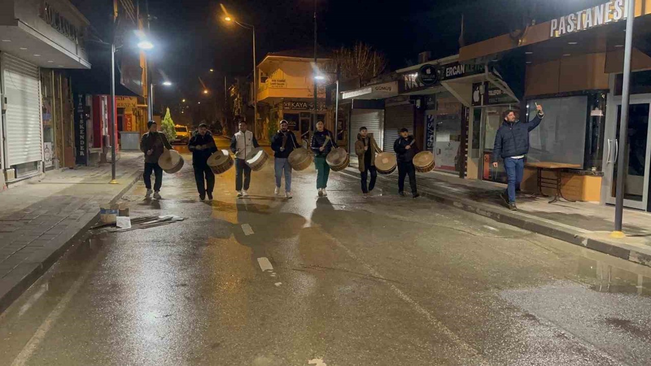 Atadan miras geleneği her Ramazan yaşatıyorlar
