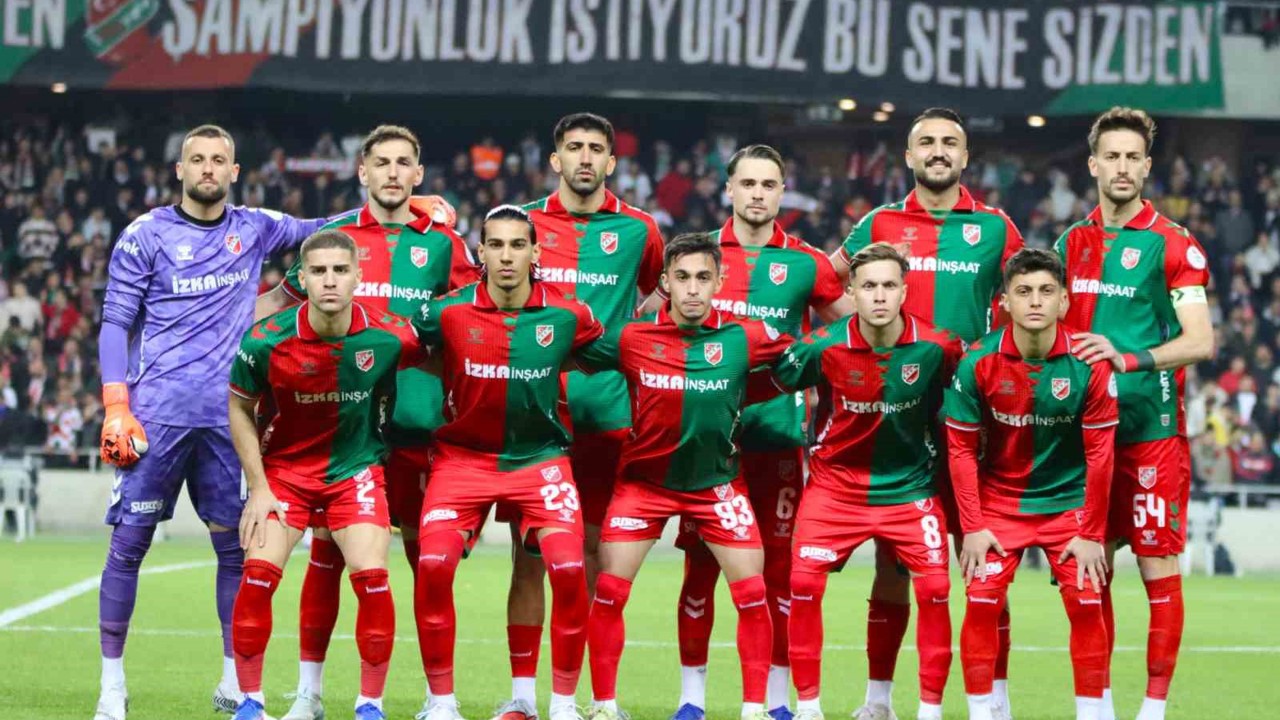 Karşıyaka, derbi galibiyetiyle çıkışını sürdürdü
