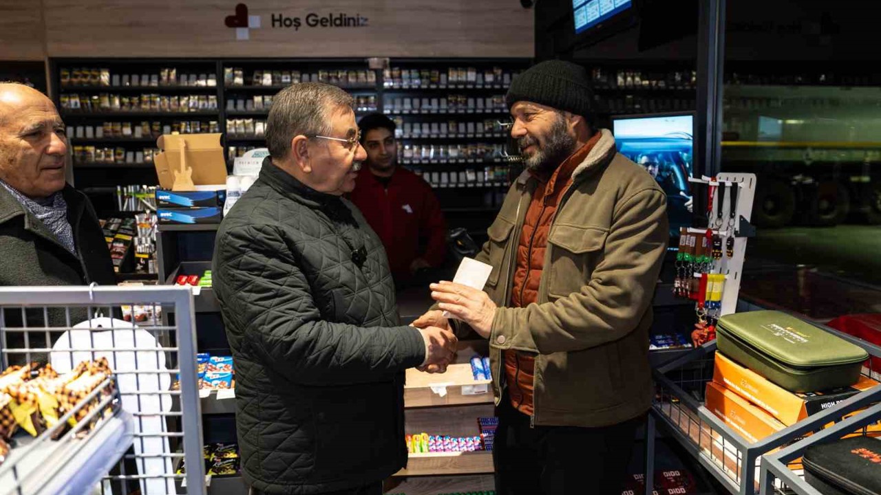 Gölbaşı Belediyesi’nden vatandaşlara sahurluk ikramı
