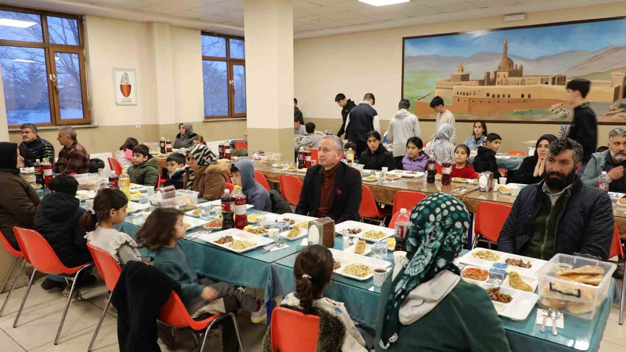 Ağrı’da öğrenci ve velilere yönelik iftar programı düzenlendi
