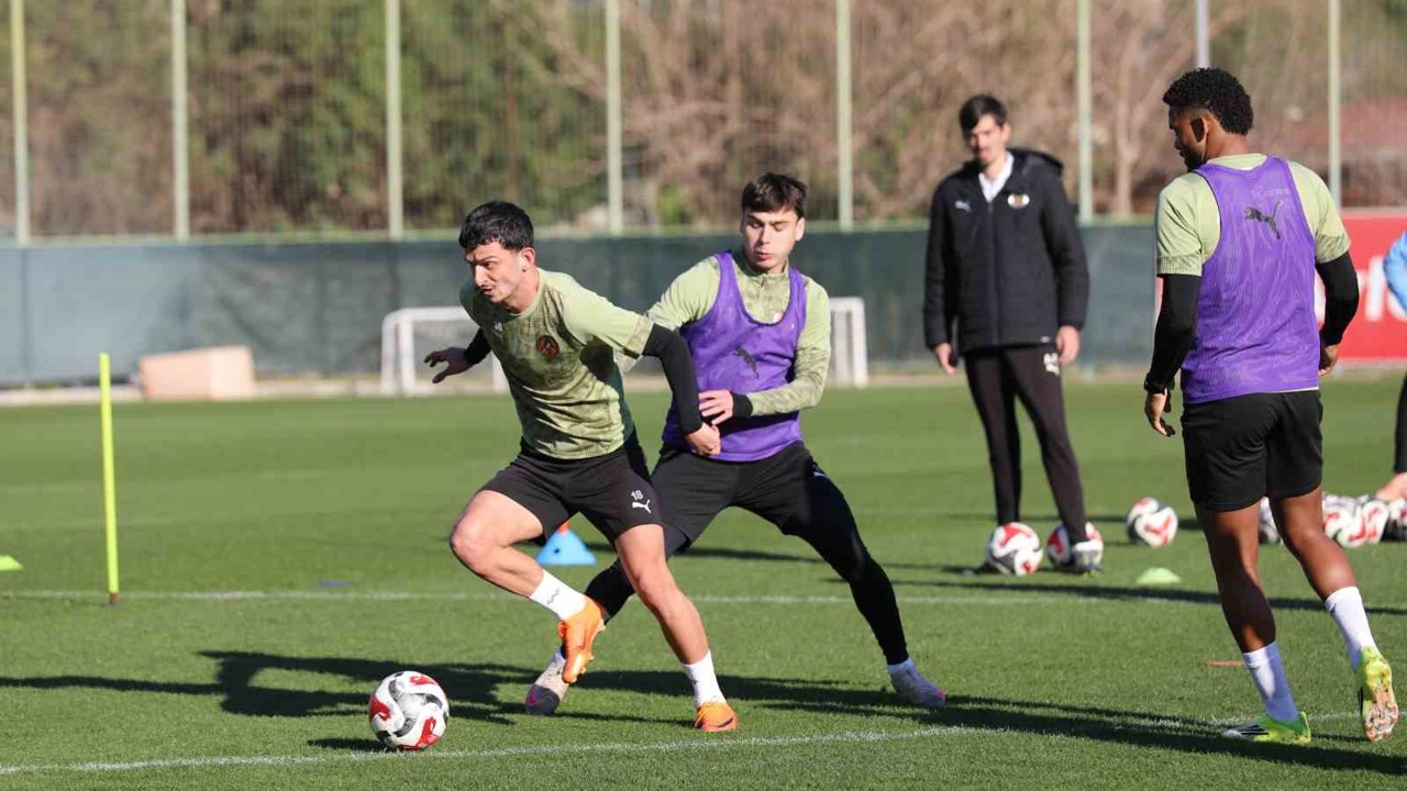 Corendon Alanyaspor, Galatasaray maçı hazırlıklarını tamamladı
