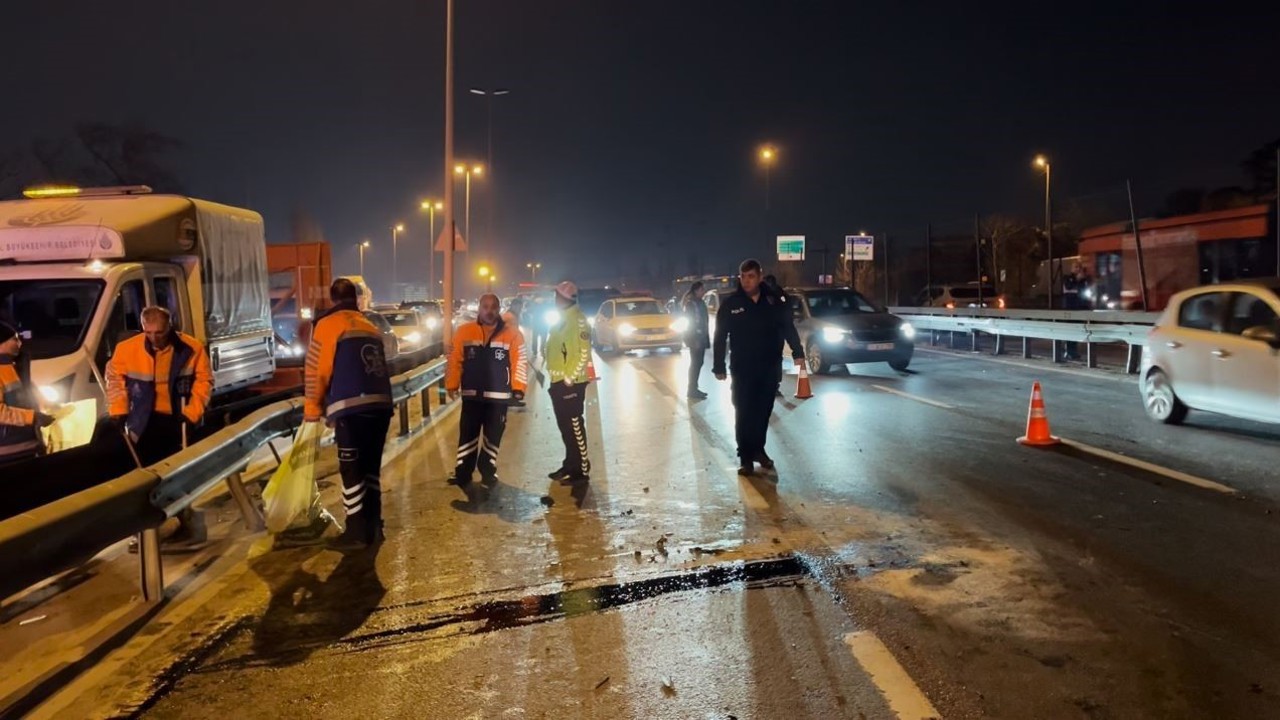 Küçükçekmece’de zincirleme trafik kazası: 1 yaralı
