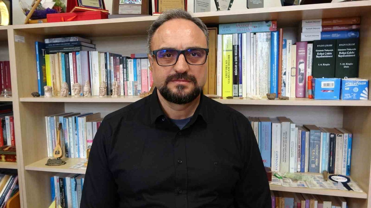Prof. Dr. İsmail Köse: "Yaşananlar İran’da iç çatışmaları ve muhtemel iç savaşı tetikleyecek"
