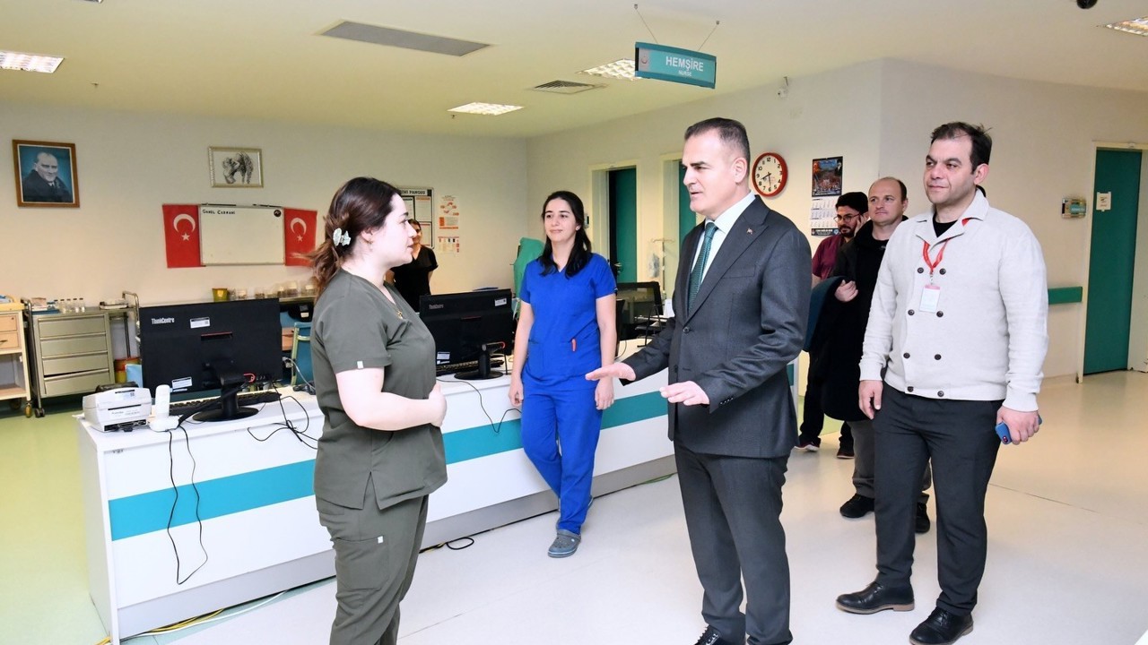 Muğla Valisi Akbıyık sağlık hizmetlerini yerinde inceledi
