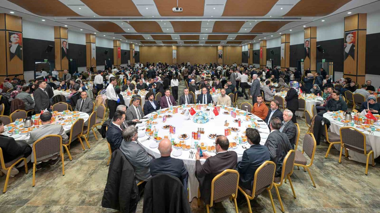 Esenyurt’ta din görevlileriyle manevi iftar buluşması
