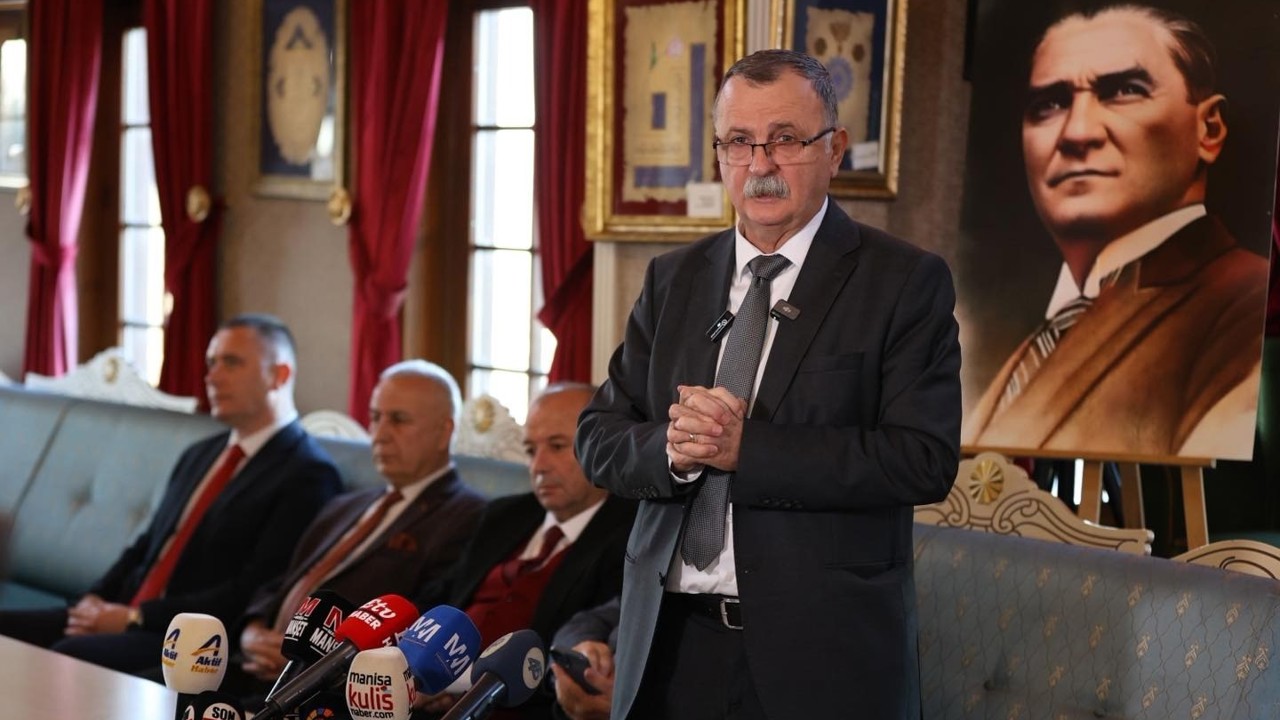 Başkan Balaban aylık basın toplantısında çalışmalarını anlattı
