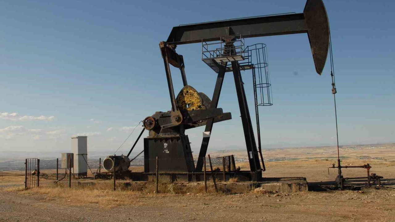 Brent petrol 80 doların üzerinde
