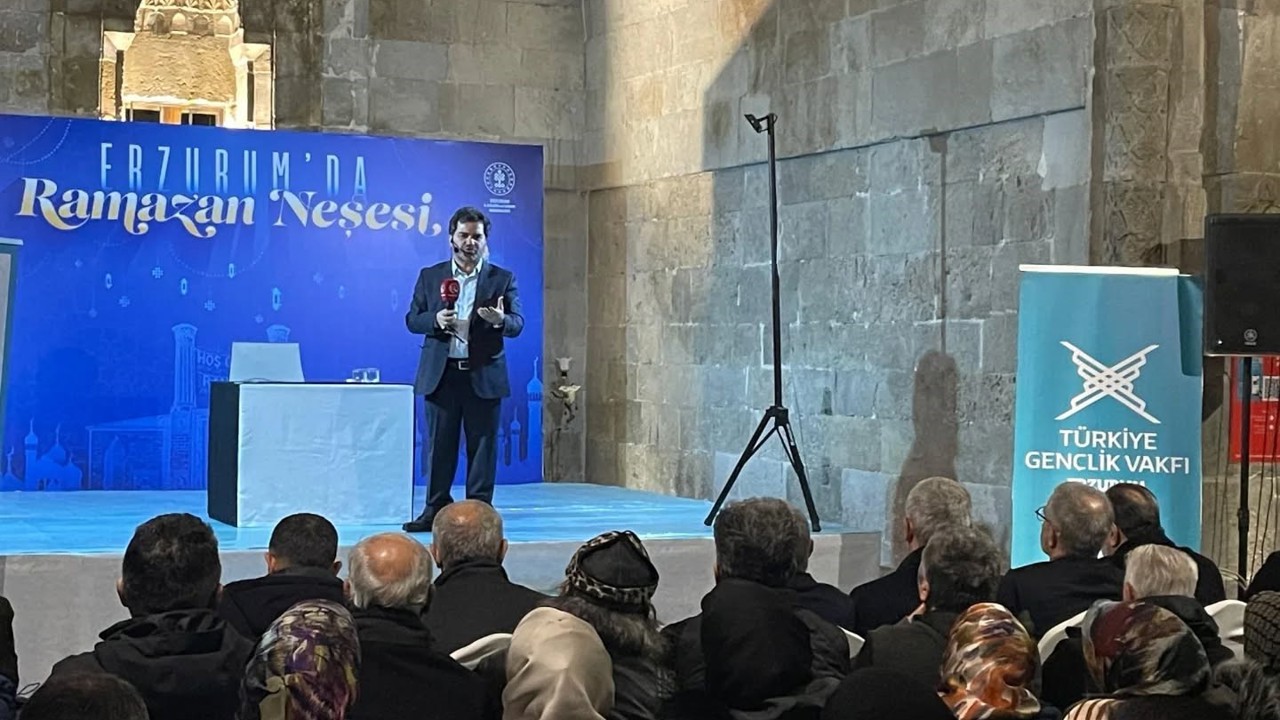 "İslam, İnsan ve İktisat" tarihi binada anlatıldı
