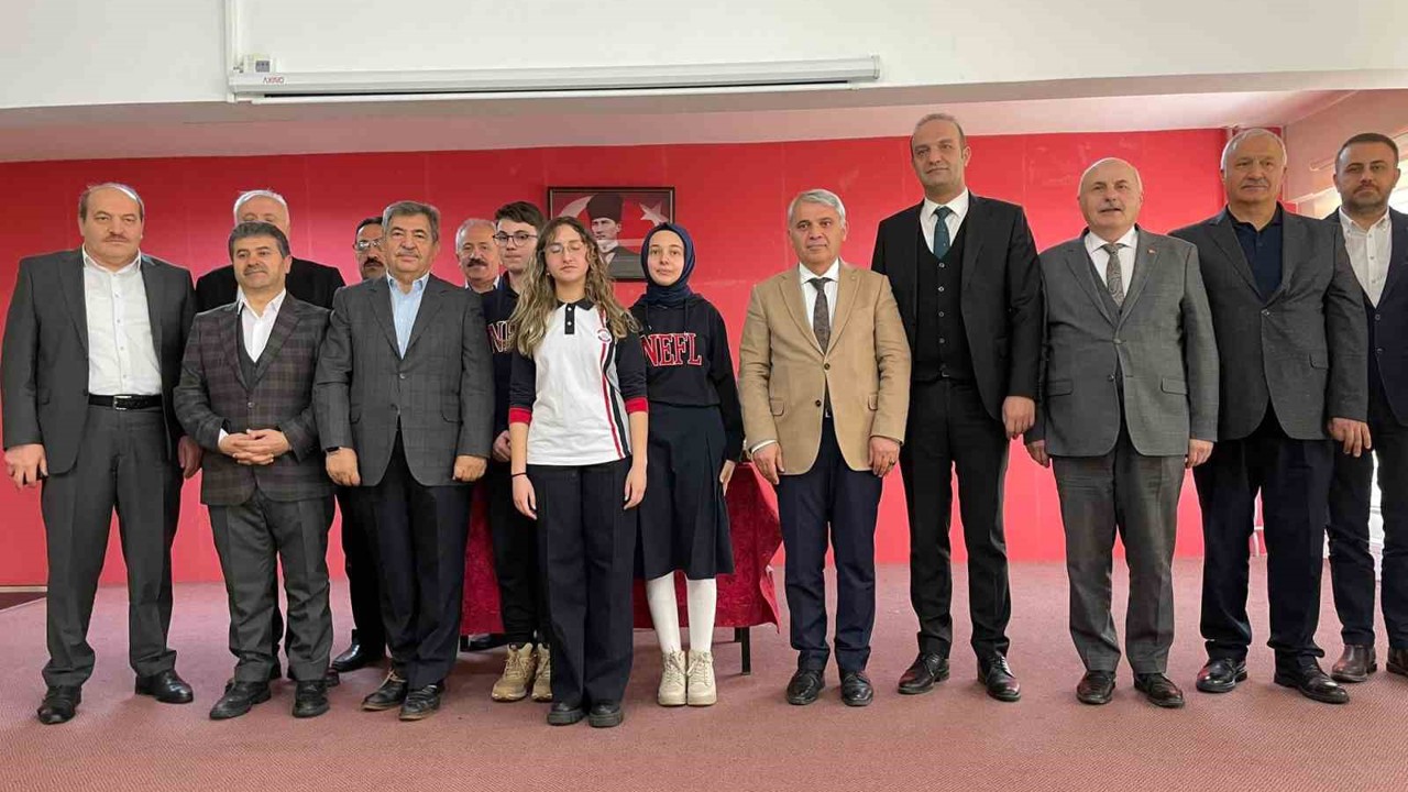 Prof. Dr. Necmettin Erbakan, vefat yıl dönümünde adını taşıdığı Fen Lisesi’nde anıldı
