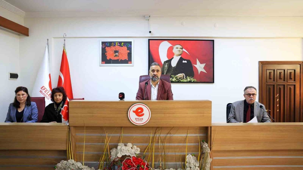 Efeler’de hizmet odaklı tahsisler belediye meclisinden geçti
