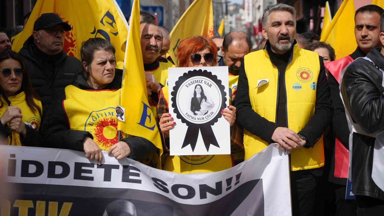 Öğretmen cinayetine tepki
