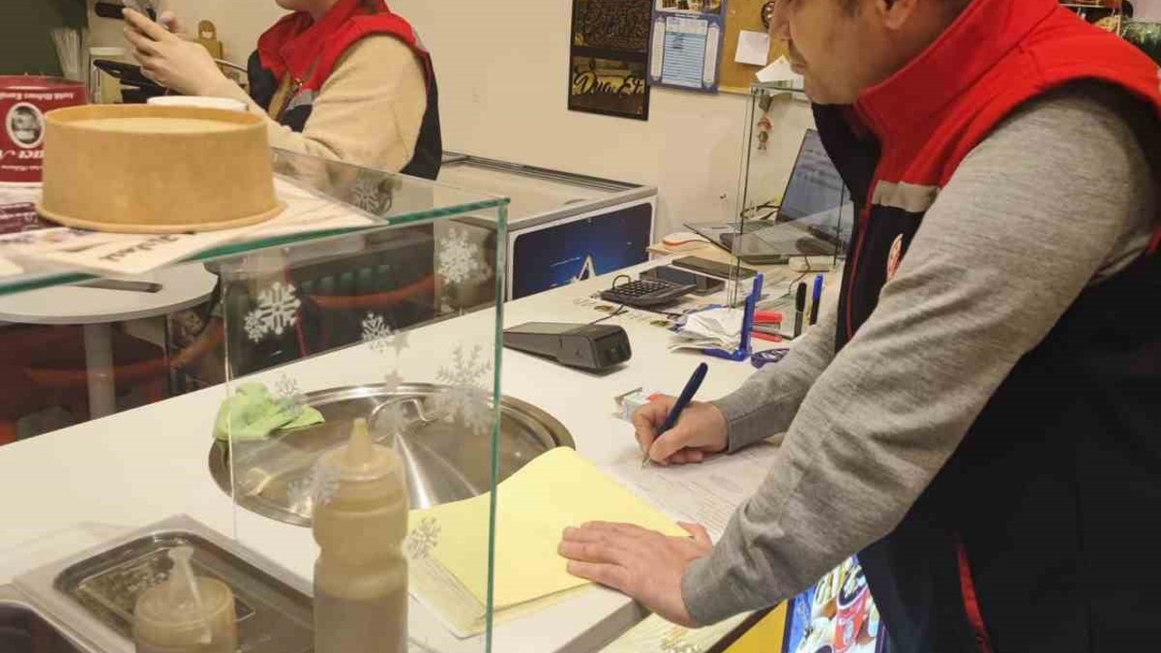 Efeler’de ’Ramazan’ denetimleri sürüyor
