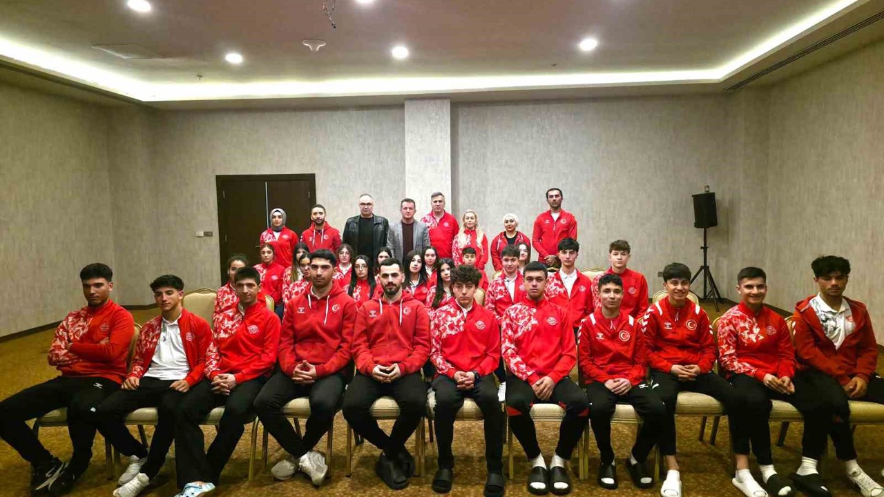 Tekerlekli Paten Milli Takım Kampı, Karaman’da başladı
