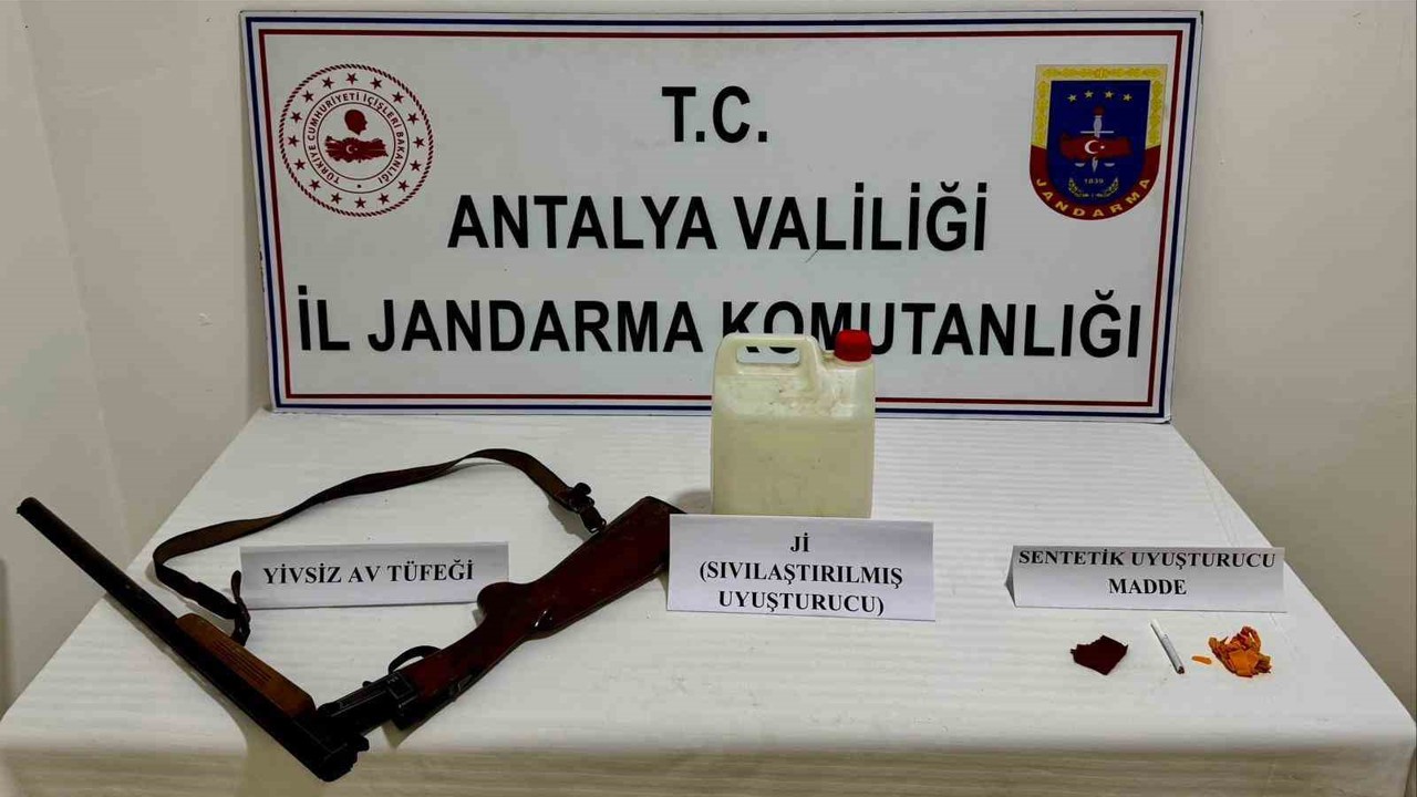 Manavgat’ta uyuşturucu operasyonunda 2 şüpheliye adli işlem
