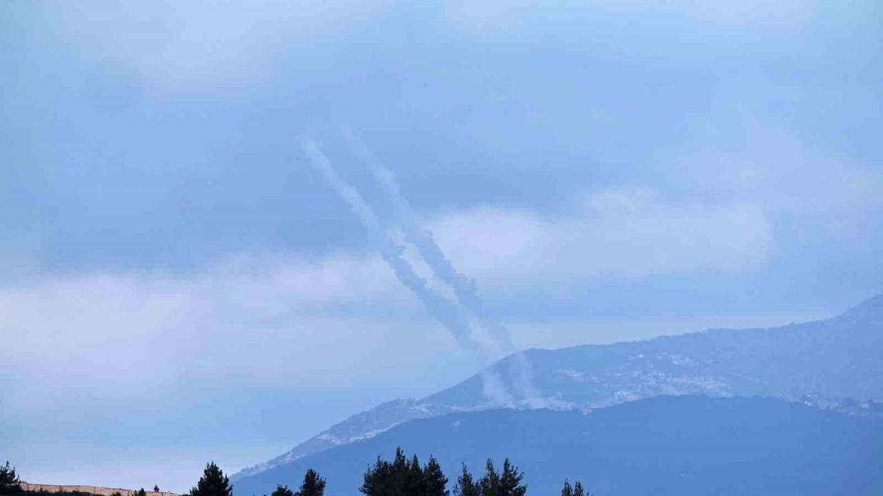İsrail’in Lübnan’a yönelik son saldırılarında can kaybı 72’ye yükseldi
