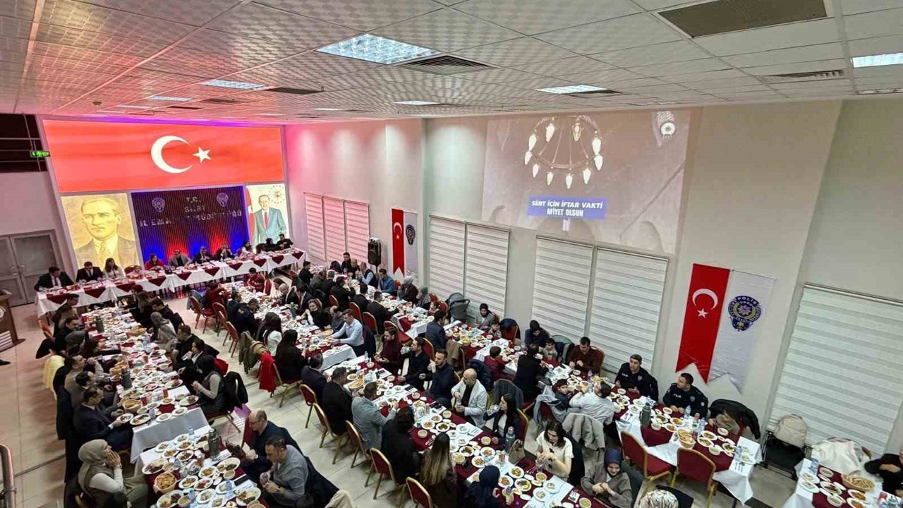 Siirt’te yargı ve emniyet mensupları iftarda buluştu
