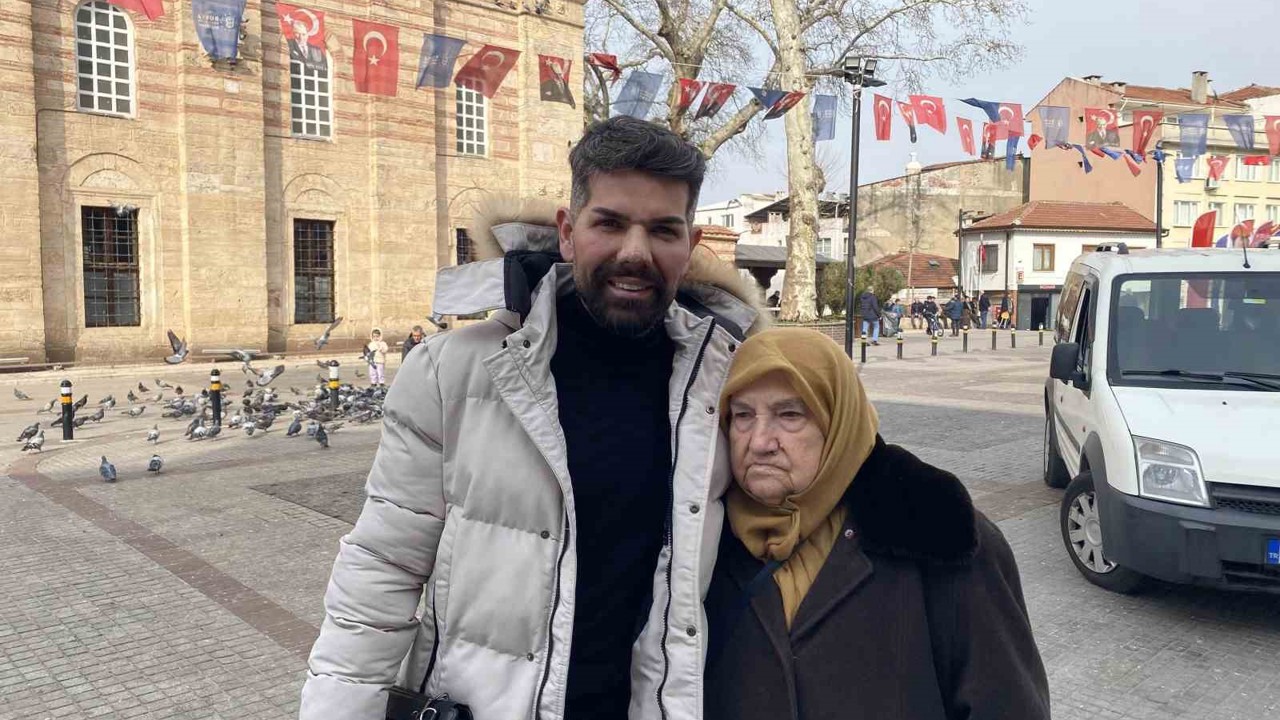 Mehmet Çevik sahnelere ara verdi, Ramazan’da maneviyata yöneldi
