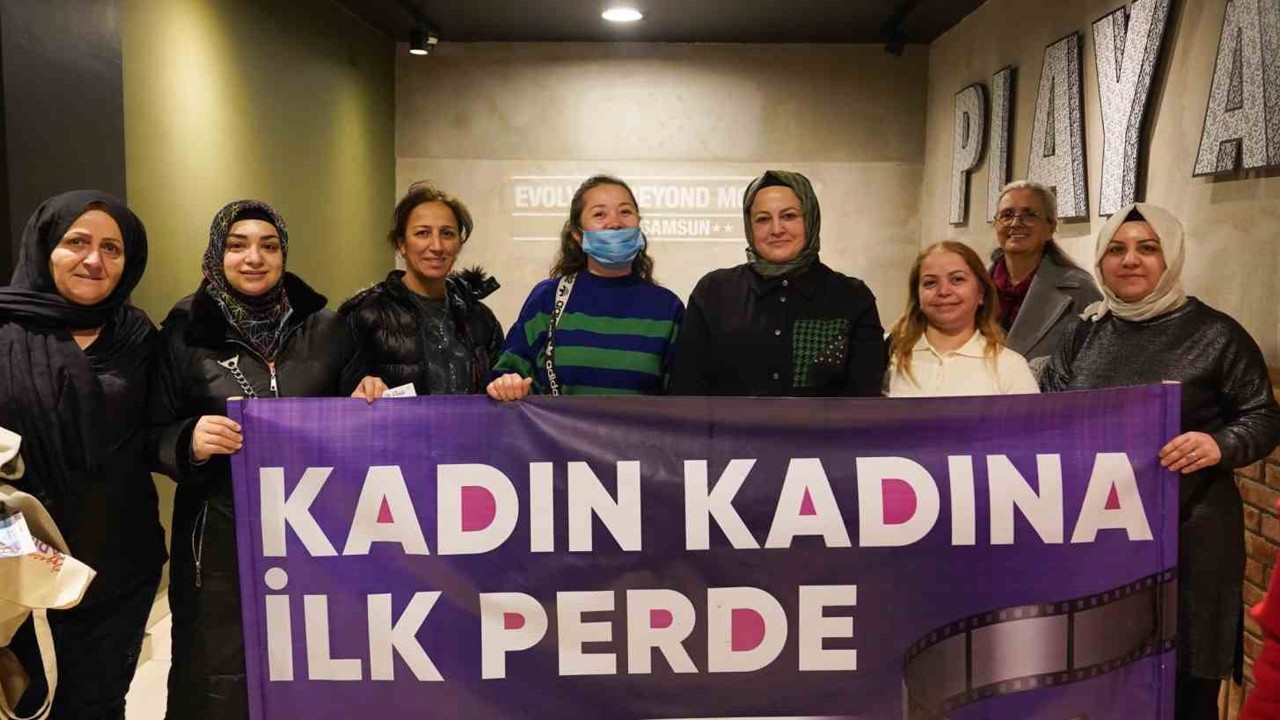 Atakum’da kırsaldan merkeze 150 kadın sinema ile buluştu
