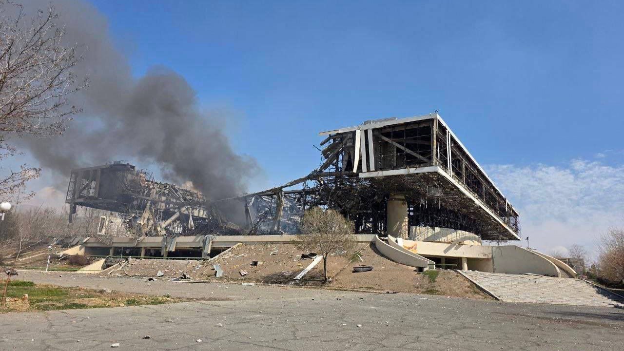 Tahran’daki Azadi Spor Kompleksi ABD ve İsrail saldırılarında ağır hasar aldı
