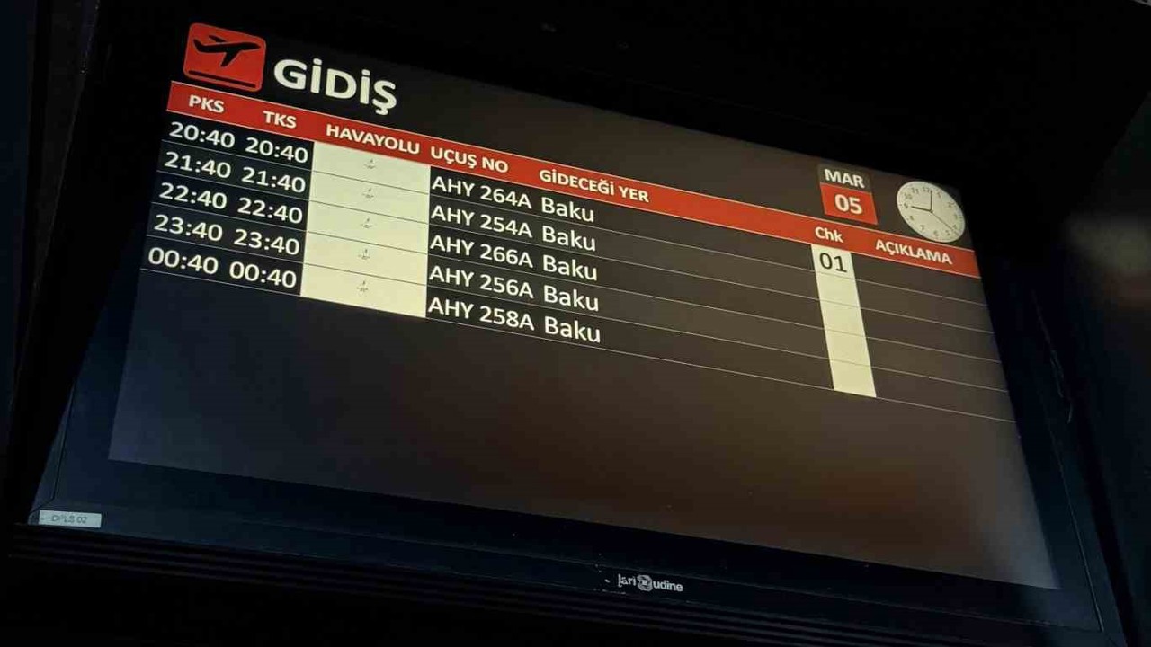 Nahçıvan havalimanına saldırı sonrası Bakü-Nahçıvan uçak seferleri Iğdır’a yönlendirildi
