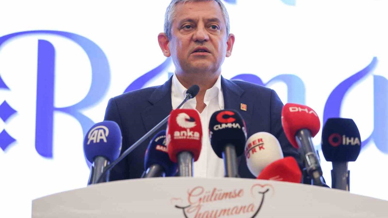 CHP Genel Başkanı Özel: "Maalesef 160 kız çocuğu daha ilk günden öldü"
