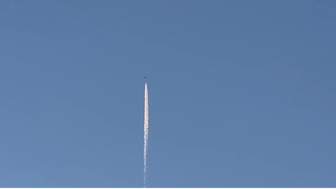 Savaş uçaklarından sınırda devriye uçuşu
