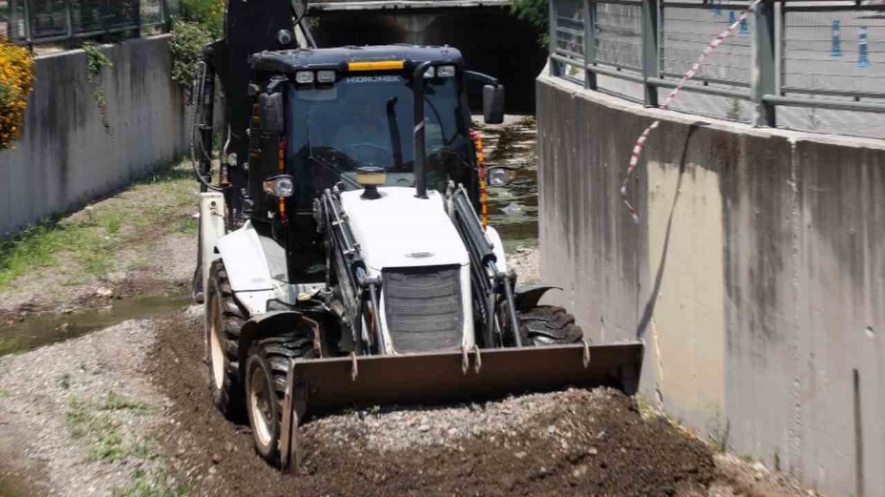 Marmaris’te 15 bin 200 metre dere temizliği yapıldı
