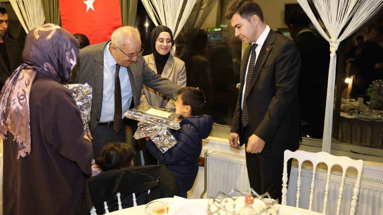 Çameli protokolü şehit ve gazi aileleriyle iftar sofrasında buluştu
