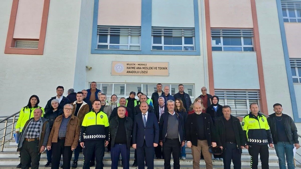 Bilecik’te servis şoförlerine trafik eğitimi
