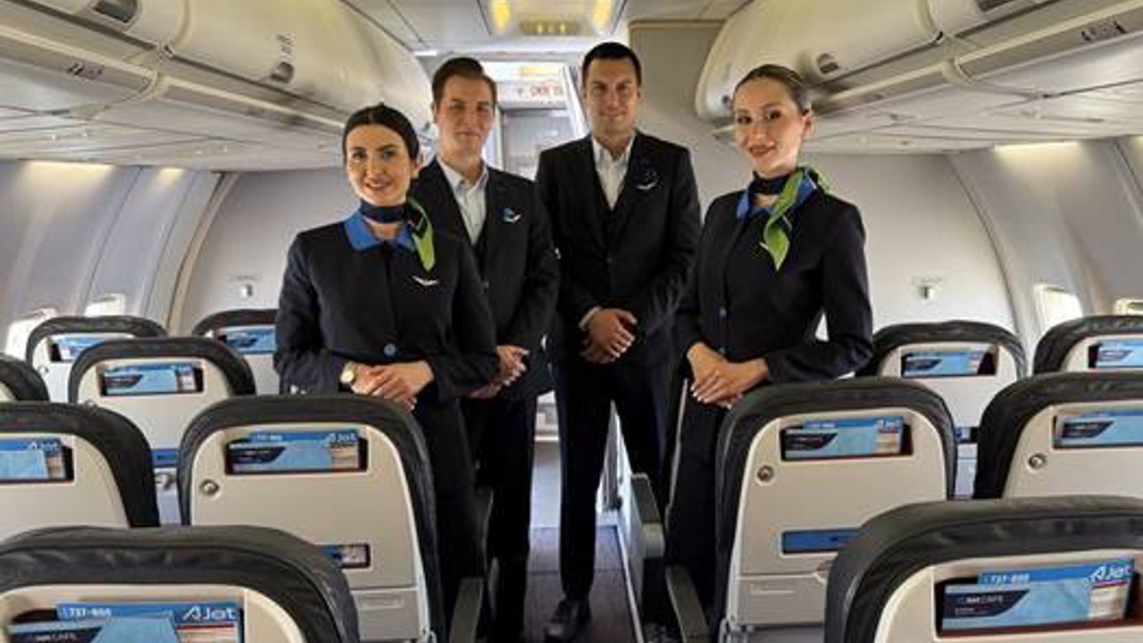 AJet’ten çocuklu ailelere yüzde 30’a varan indirim
