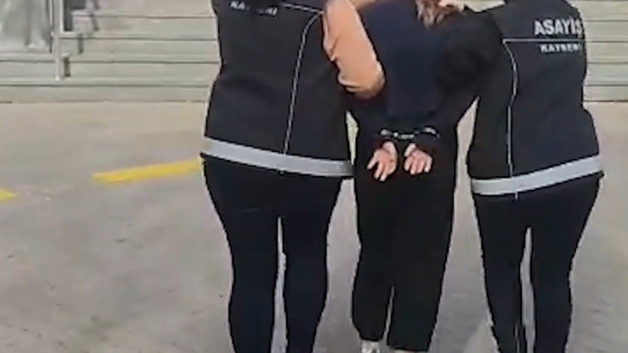 Kayseri’de 30 yıl 9 ay kesinleşmiş hapis cezası olan kadın hükümlü yakalandı

