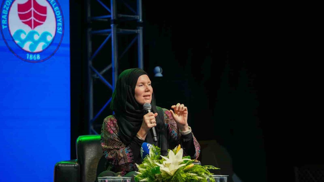 Kanadalı yazar Jenny Molendyk: "Müslümanlık bana Allah’tan bir hediye"
